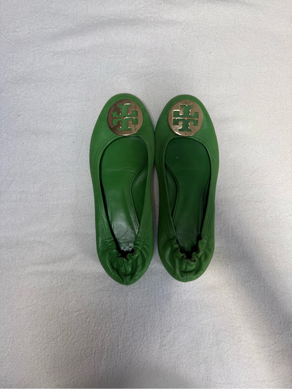 Tory Burch Green Leather Reva Logo Ballet Flats